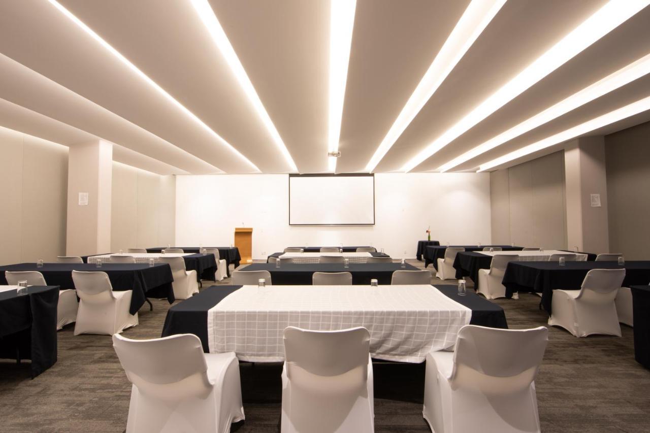 Horizon & Convention Center Hotel Morelia