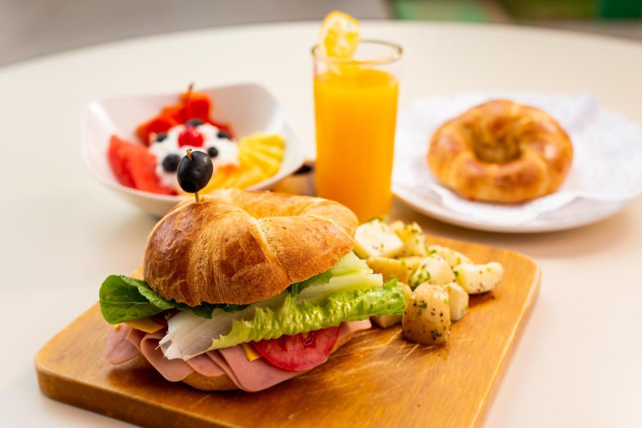 Horizon & Convention Center Hotel 4*