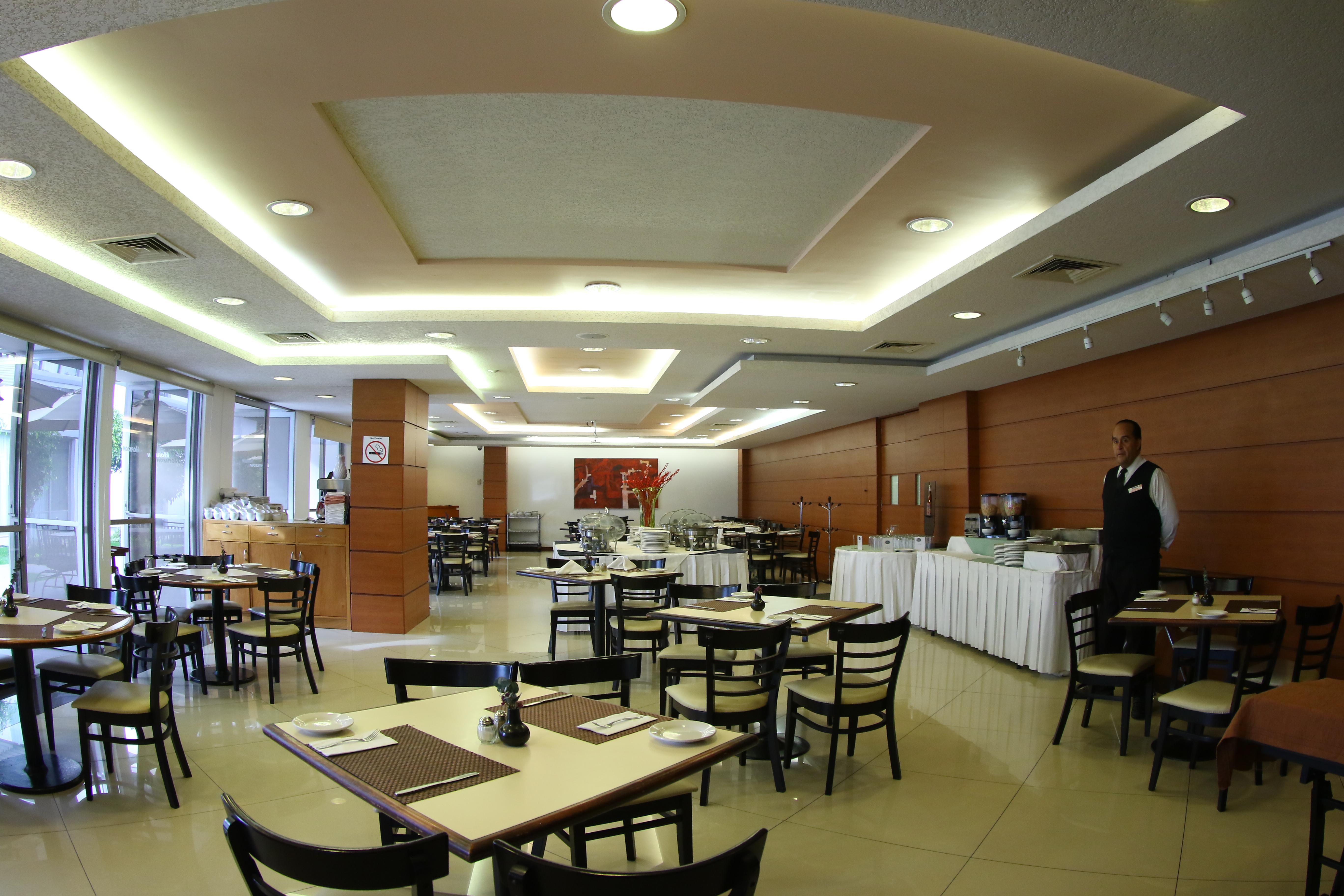 Horizon & Convention Center 4*