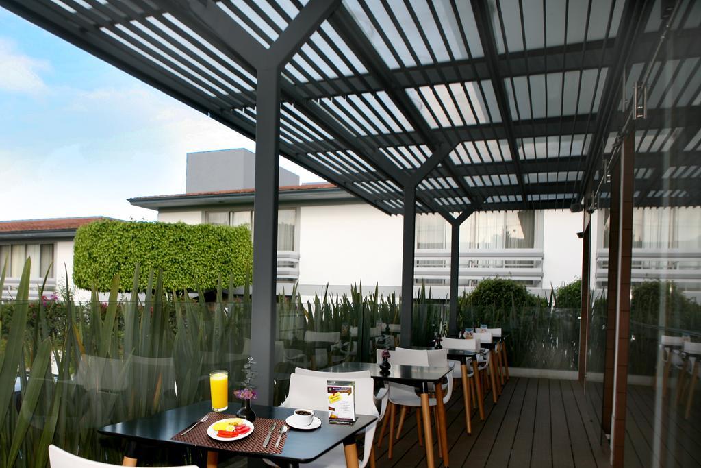 Hotel Horizon & Convention Center 4*